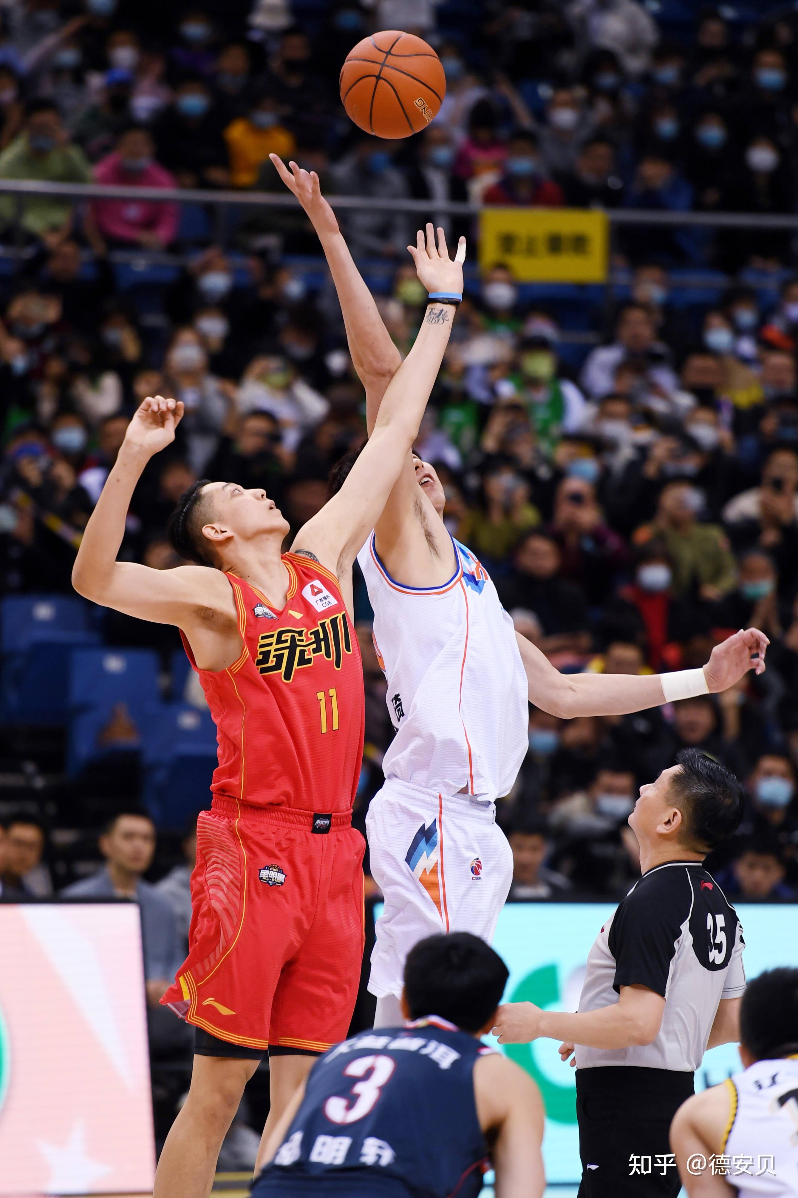 db真人体育官网-马赛发布备战花絮;集结日止住颓势;全明星赛任务艰巨;细节决定成败