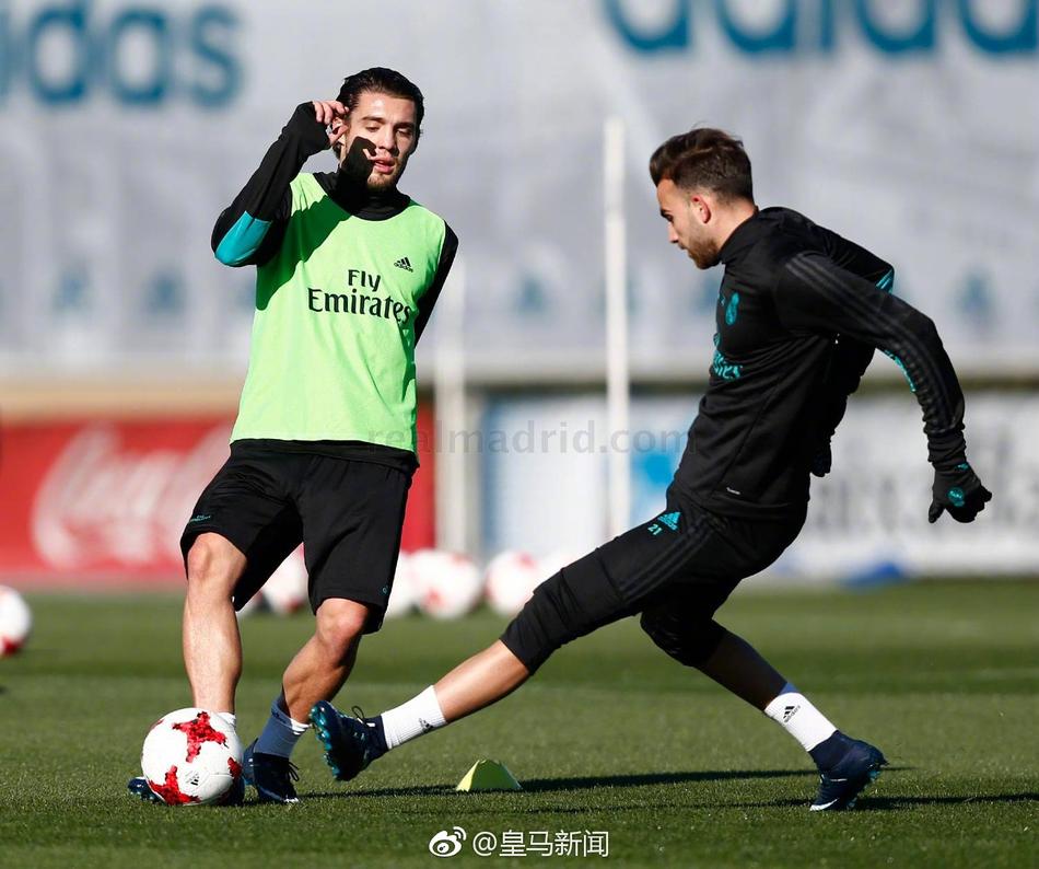 db真人网页版-冲刺阶段体能课后,洛杉矶快船调整名单备战国王杯,管理层满意,医务组通报恢复